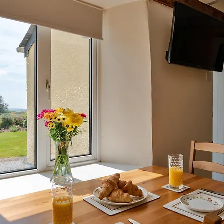 Finest Retreats - Cutkieve Farm Middlehill